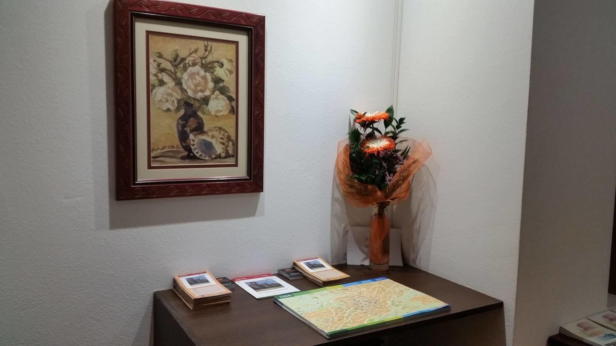 Hostal Lucus Lugo Extérieur photo